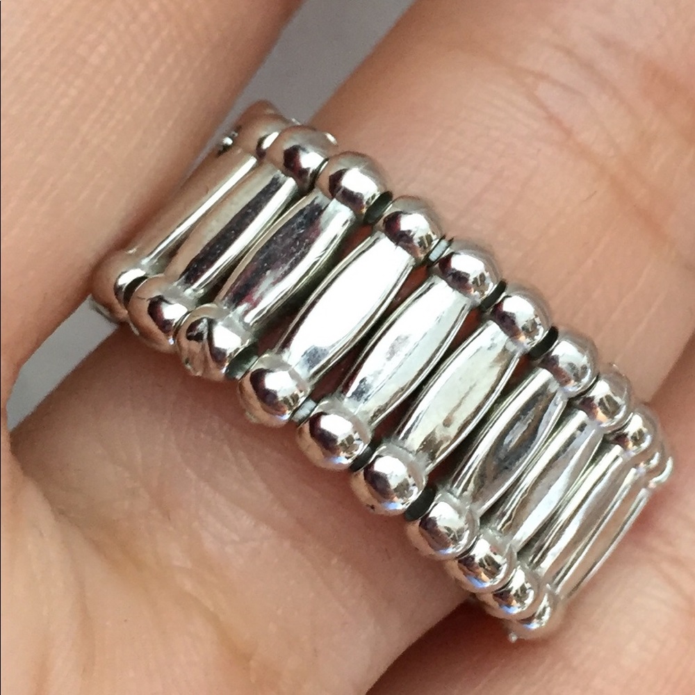 (SOLD) Ring - Picture 5 of 5